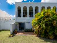 House 2890278215