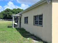 House 2890288070