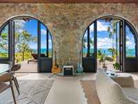 House 2891440707