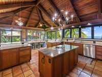 House 2891440874