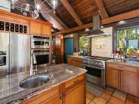 House 2891440934