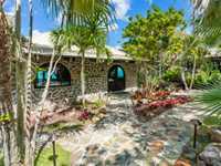 House 2891440418