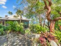 House 2891440471