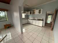 House 2894795476