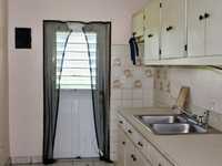 House 2895409587