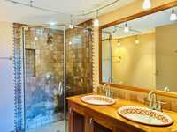 House 2895411019