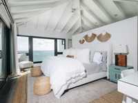 House 2896536903