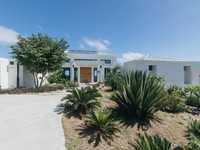 House 2896536725