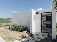 House 2896537208