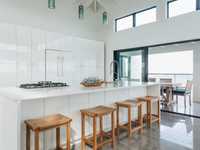 House 2896536747