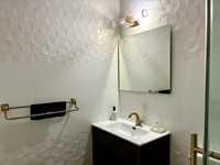House 2953708772