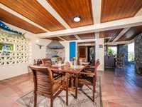 House 2898207354