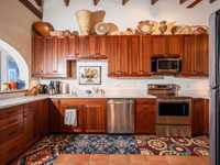 House 2898207833