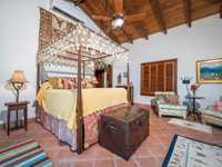 House 2898208359