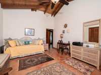 House 2898208619
