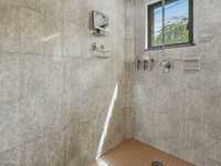 House 2945662320