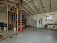 House 2898214687