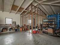 House 2898214825