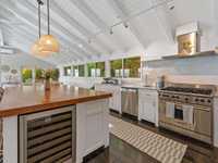 House 2899488241
