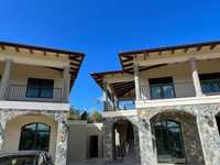 House 2899492050