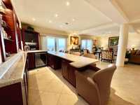 House 2930850078