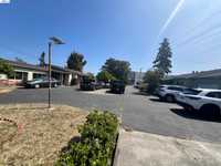 House 2907346375
