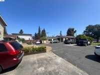 House 2907346382
