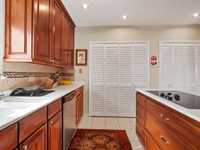 House 2914865627