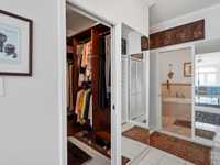 House 2914865956