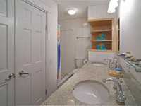 House 2907773925