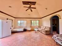 House 2910489990