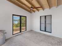 House 2910492426