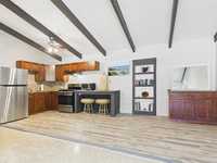 House 2964083303