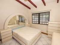 House 2911948207