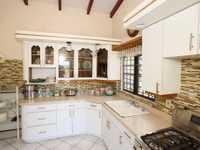 House 2911947929