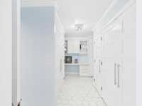 House 2911955250