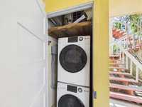 House 2911955260