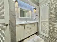House 2916183741