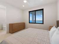 House 2913864360