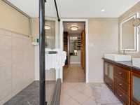 House 2918986590