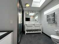 House 2916764703