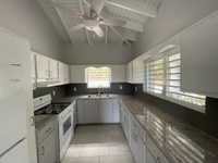 House 2922256061