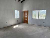 House 2957083942