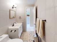 House 2918992233