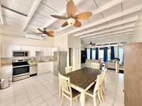 House 2918991874