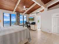 House 3024199743