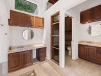 House 3024199747
