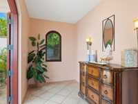 House 2995924228