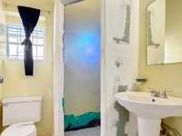 House 3007015877