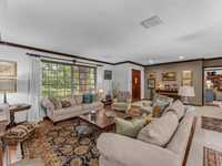 House 2930039180
